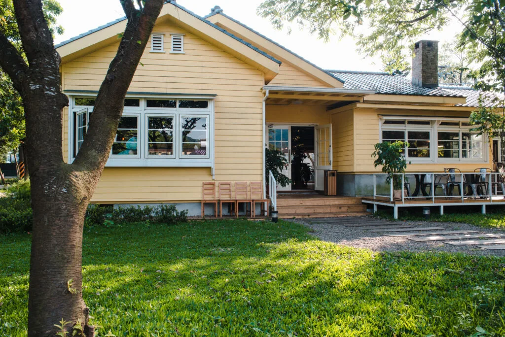 Vinyl Siding: Affordable, Low-Maintenance, and Stylish